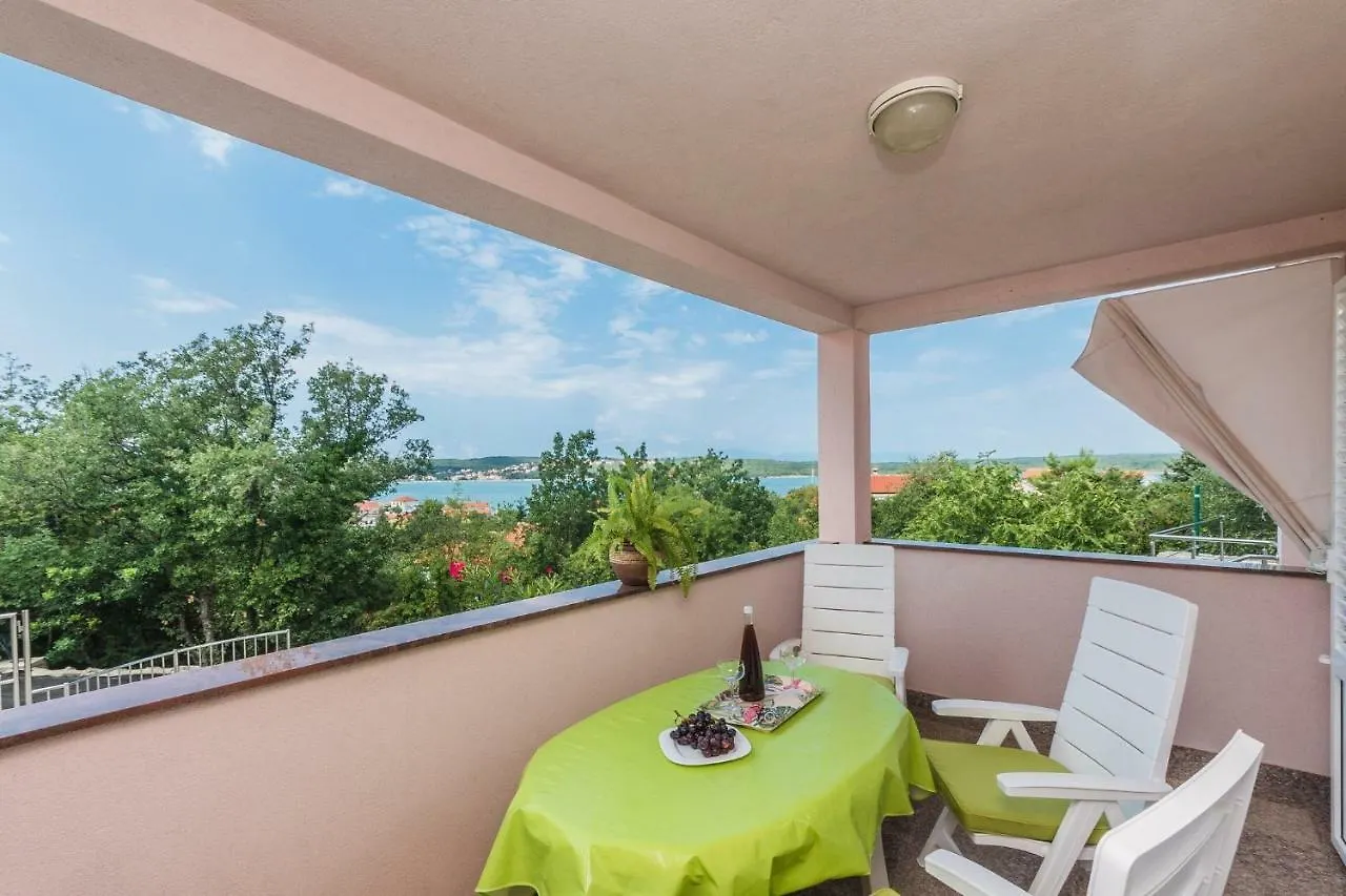 Apartments In Klimno/Insel Krk 13574 0*, Klimno