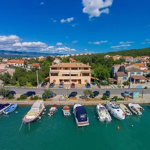  Apartman Insula Aurea