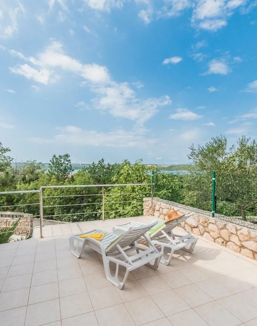 Apartments In Klimno/Insel Krk 13574 Klimno