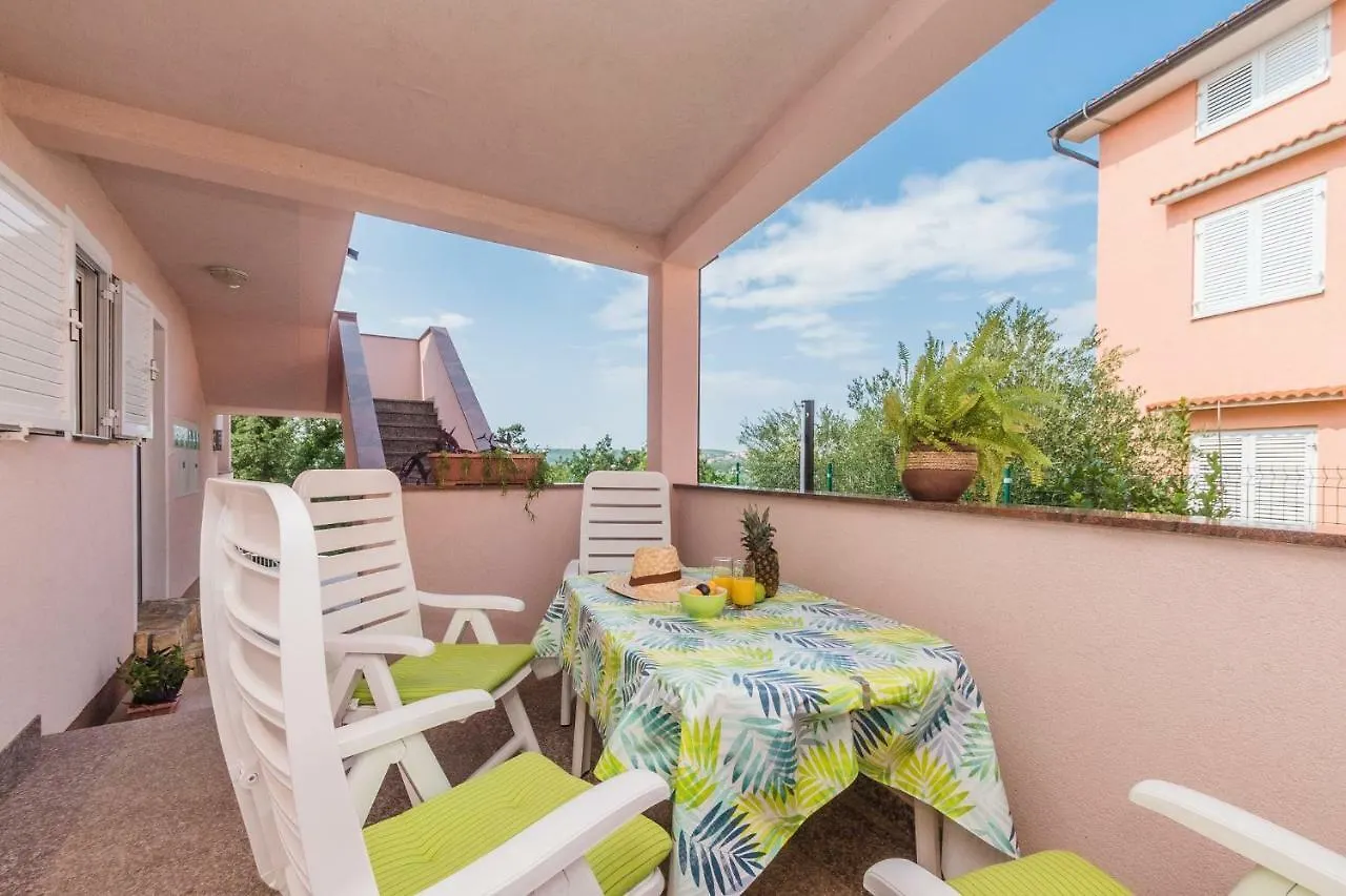 Apartments In Klimno/Insel Krk 13574 0*, Klimno Croatia